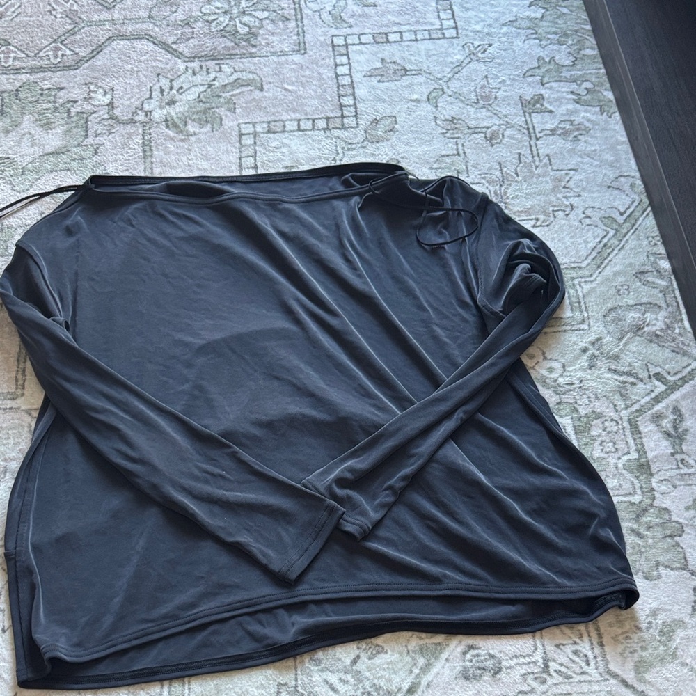 Lululemon softstreme boatneck top